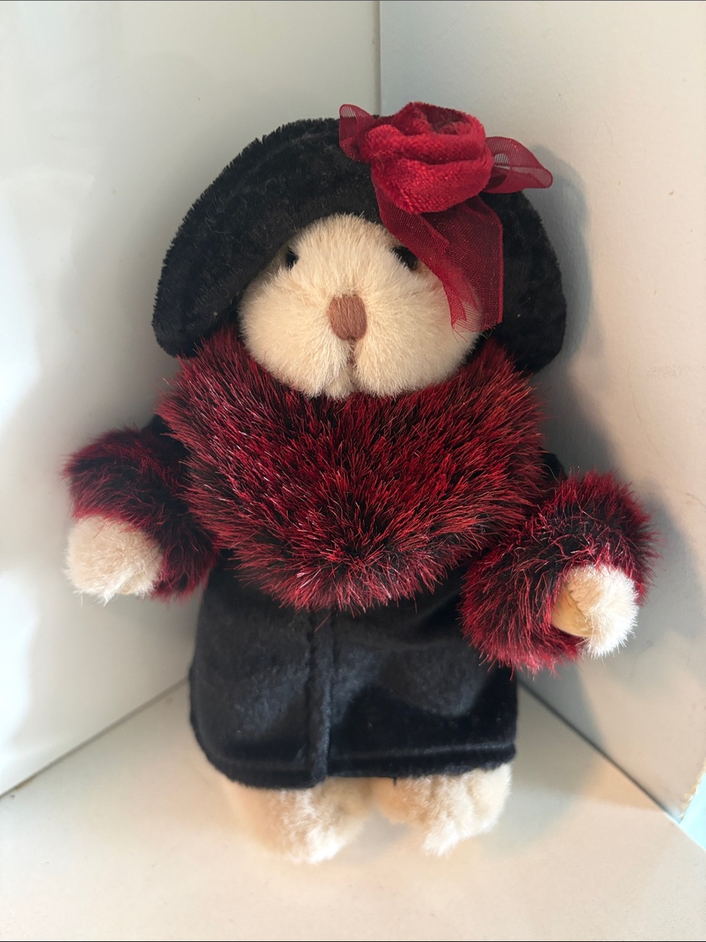 Retired Vintage Russ Berrie Teddy Bear ‘Oksana’